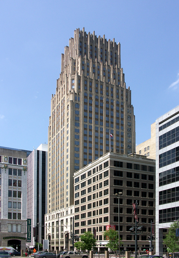 JPMorgan Chase Building by Marshall Gerometta