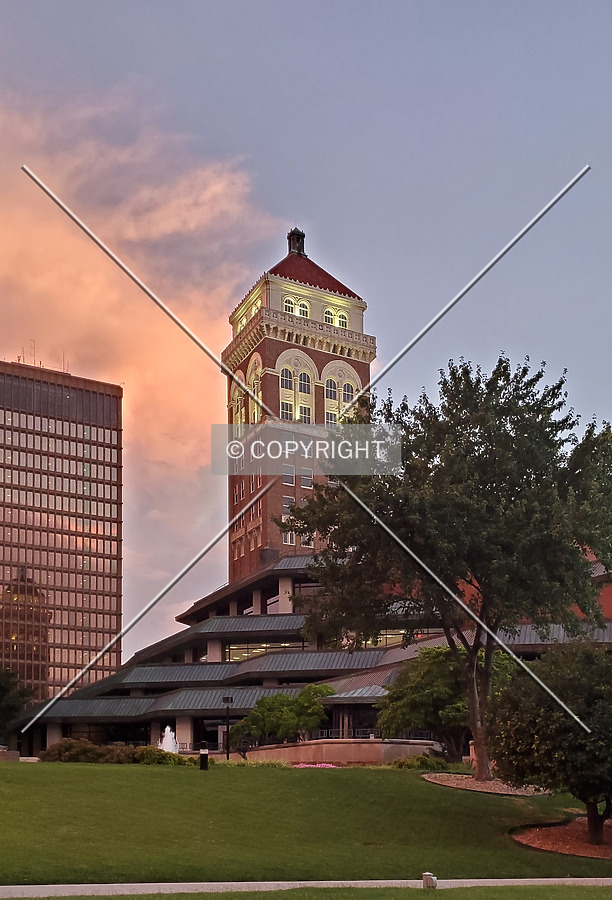 Phillips Tower by Ryan Hildebrand