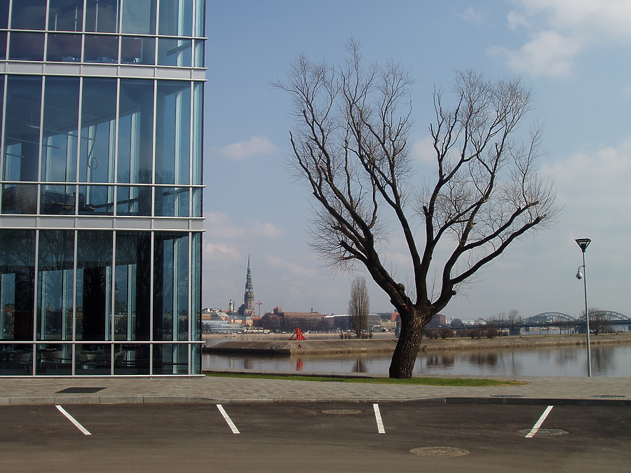 Swedbank Central Building by Laurijs Svirskis