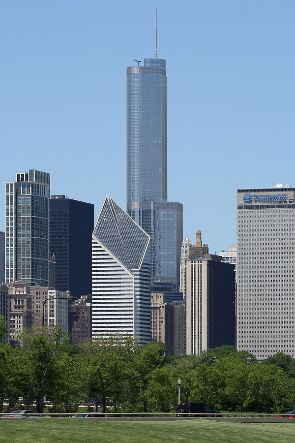 Trump International Hotel & Tower by Michiel van Dijk