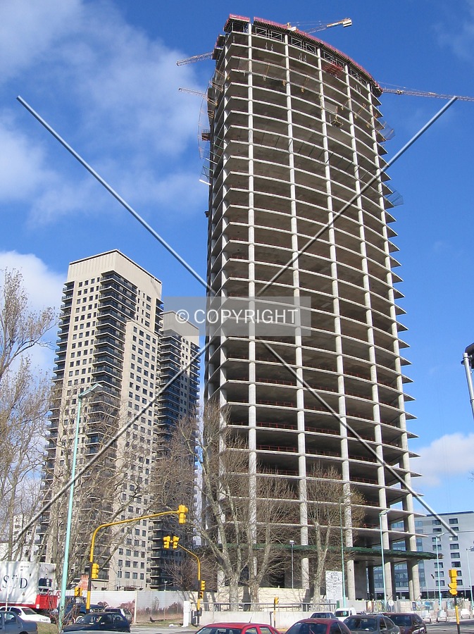 Torre Repsol YPF by Maximiliano Buono