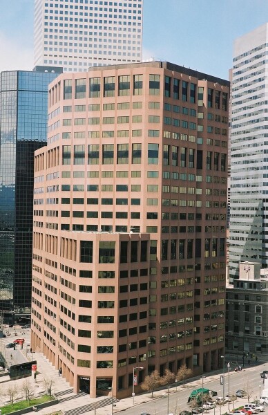 826-044-743