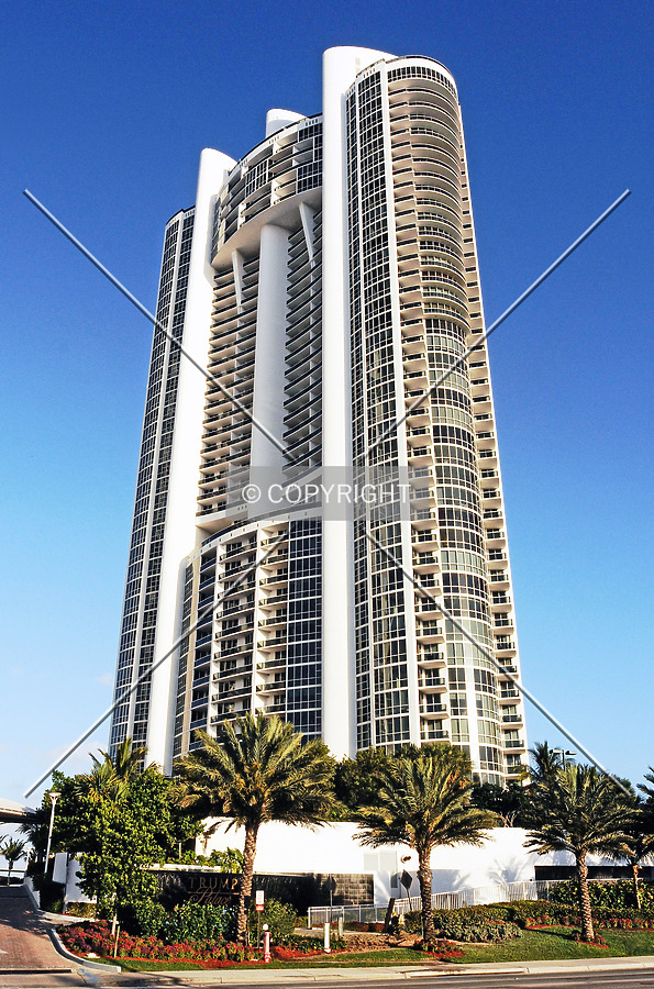 Trump Palace by Jorge Molina