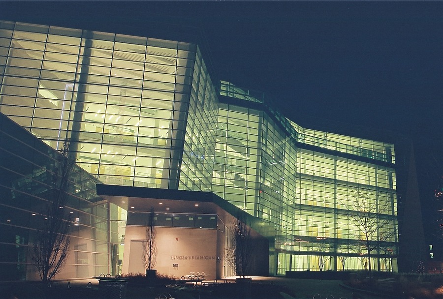 Lindsey-Flanigan Courthouse by Brian LoBue