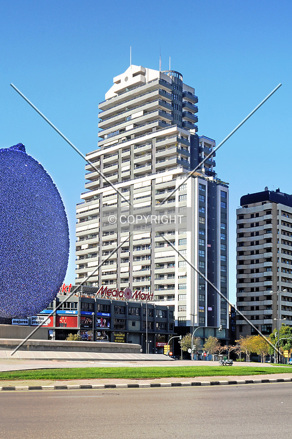 Torres Llaves de Oro 2 by Jorge Molina