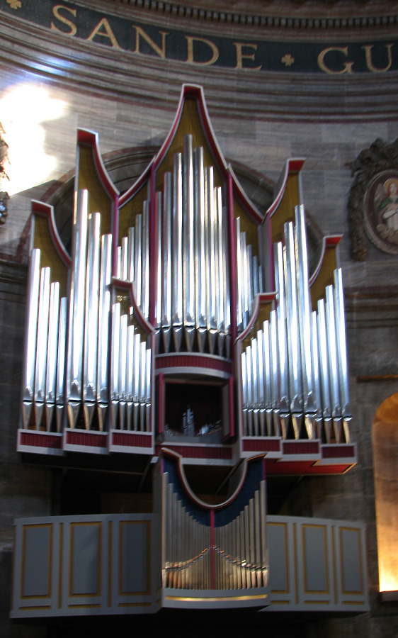 Frederiks Kirke by Kjetil Balog