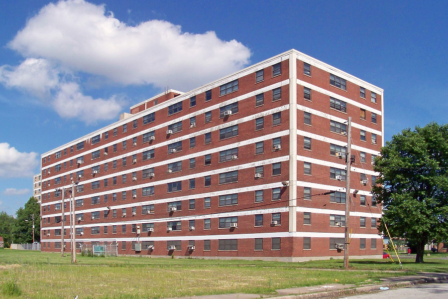 Orr-Weathers Apartments - Building E1 by Ryan Hildebrand