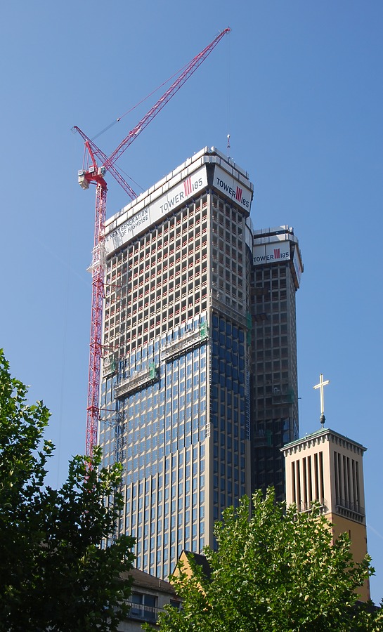 Tower 185 by Huopa