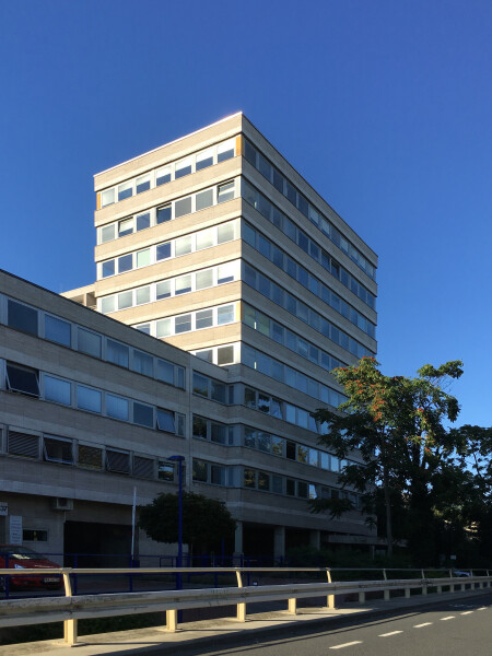 Ostparkstraße 45