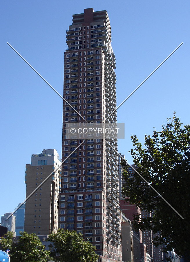 Riverbank West Apartments Photo 829664496 Stock Image SKYDB