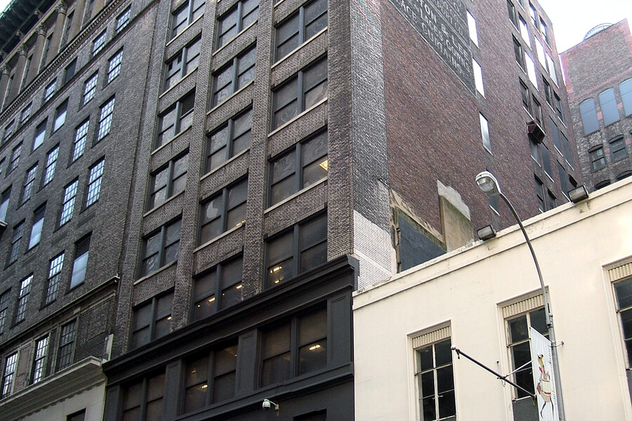 16 West 39th Street