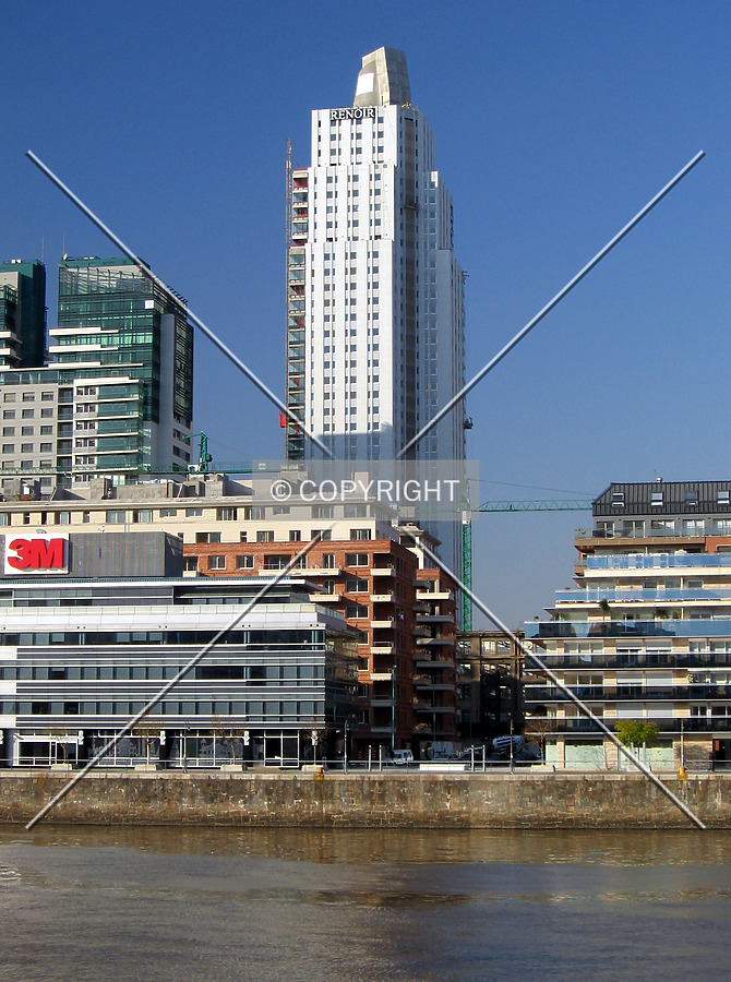 Torre Renoir 1 by Maximiliano Buono