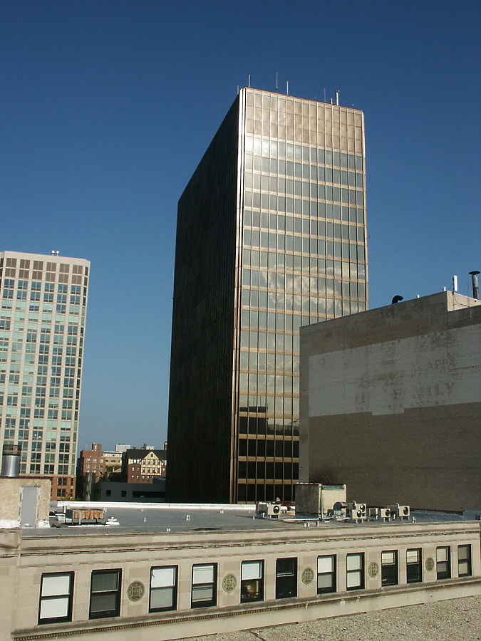 Chase Bank Building by Daniel Kieckhefer