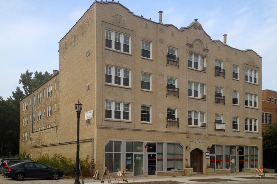 Foster Apartments