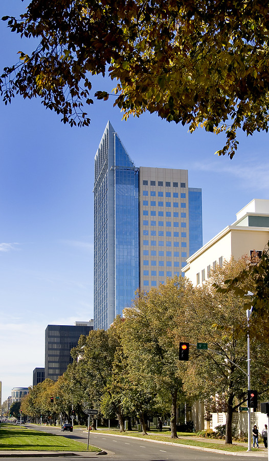 US Bank Tower by Jim Schwartz