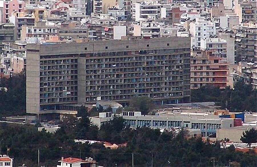Student Accomodation Block by Gregory Maloukos
