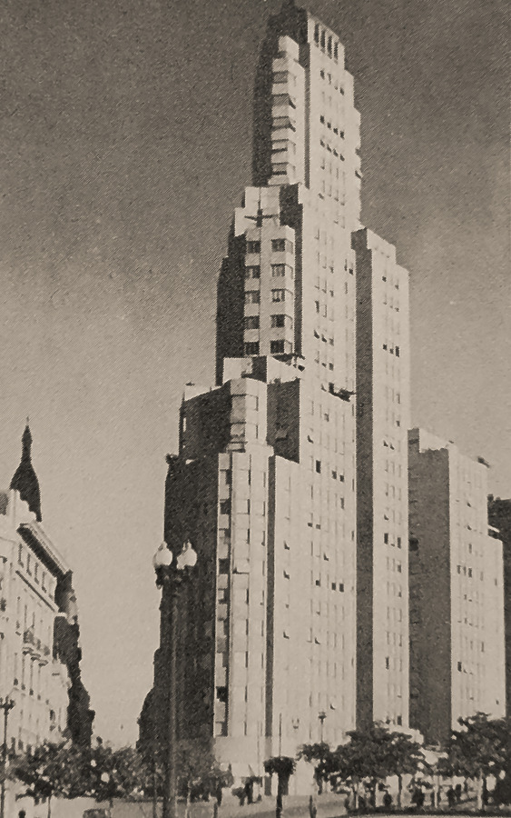 Edificio Kavanagh by Charles Perry Welmer
