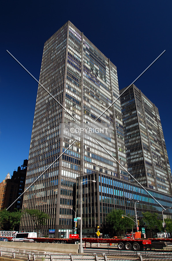 860 U.N. Plaza Apartments by Royce Douglas