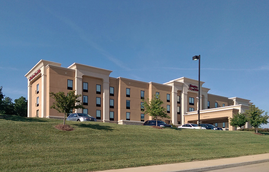 Hampton Inn and Suites Saint Louis / South I-55 by Ryan Hildebrand