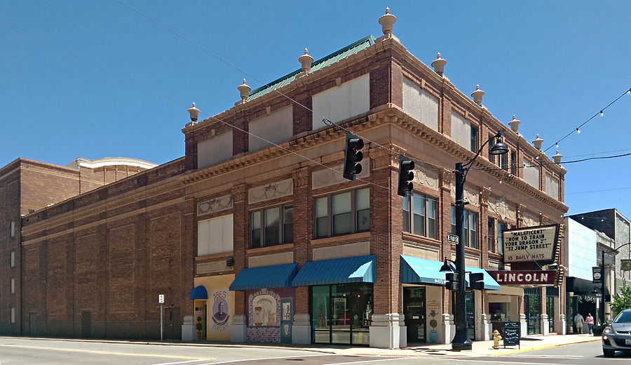 Lincoln Theatre Building by Ryan Hildebrand