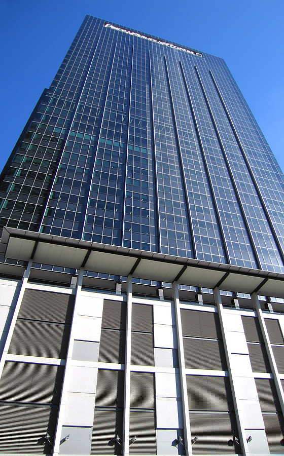 2 Southbank Boulevard by Wilson Ling