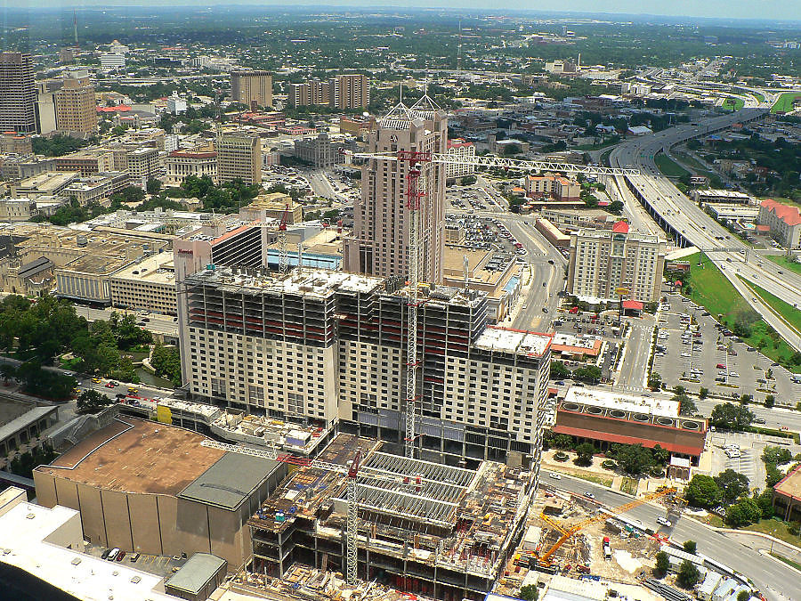 Grand Hyatt San Antonio by Kevin Lehnhardt