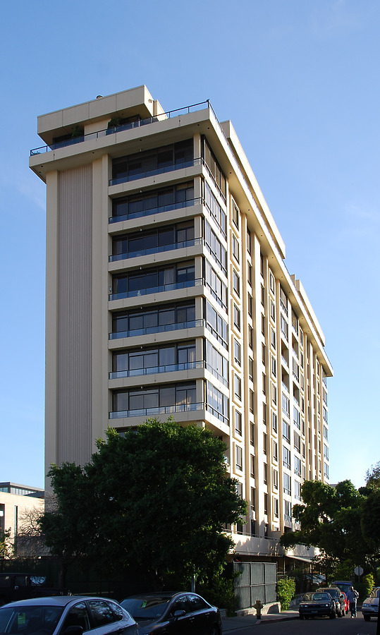 20 West 3rd Avenue by Huopa