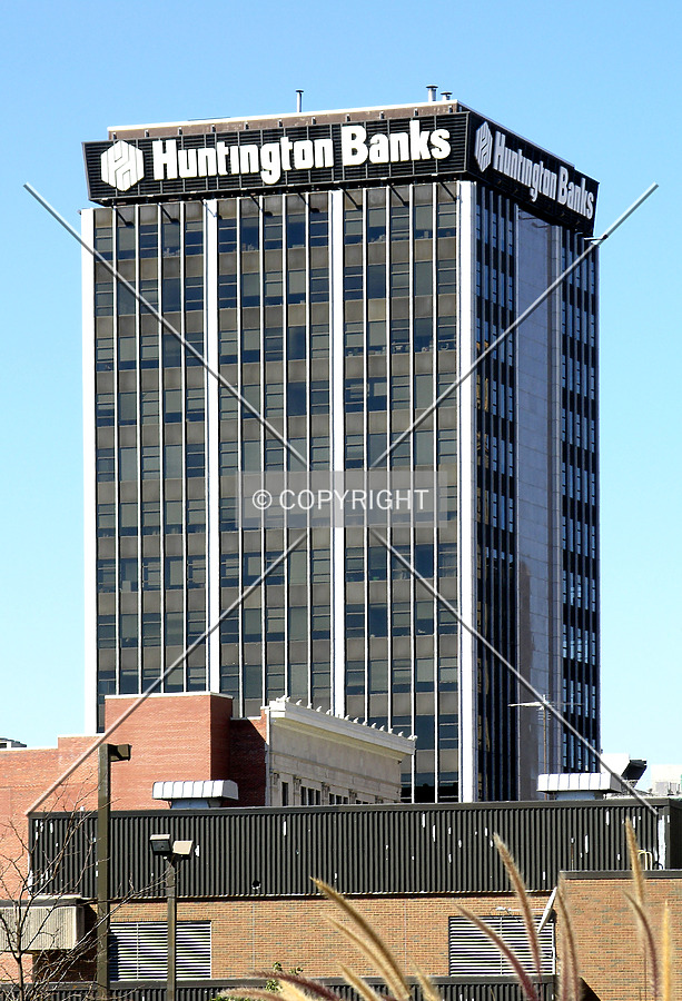 Huntington Square by Chris Patriarca