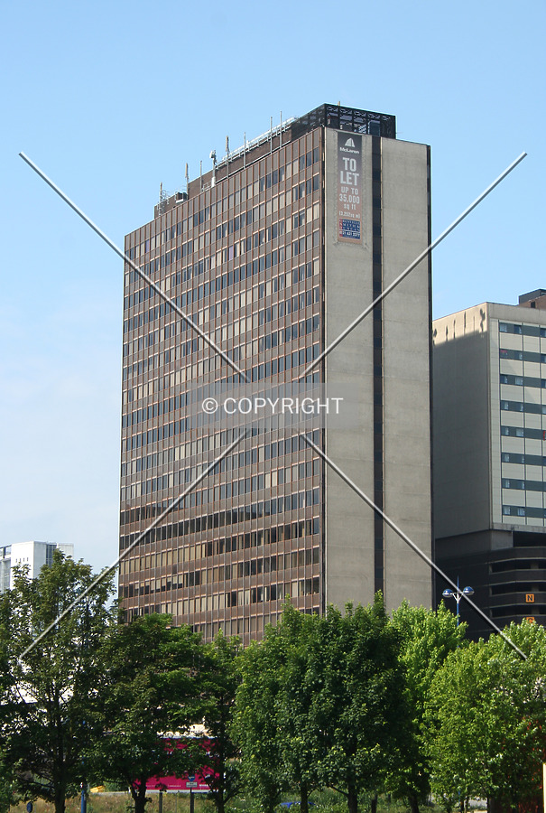 McLaren Building by Neil Nickolds