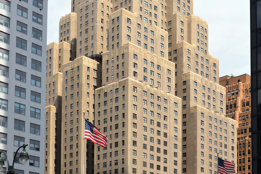 New Yorker Hotel