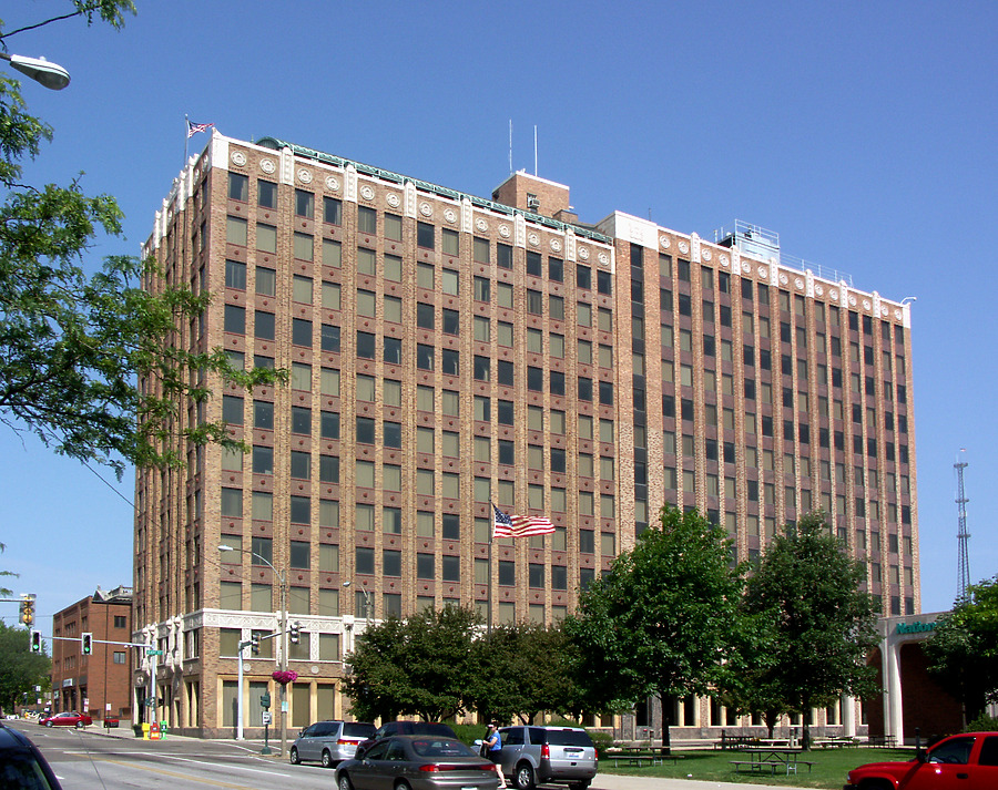 State Farm Downtown Building by Marshall Gerometta