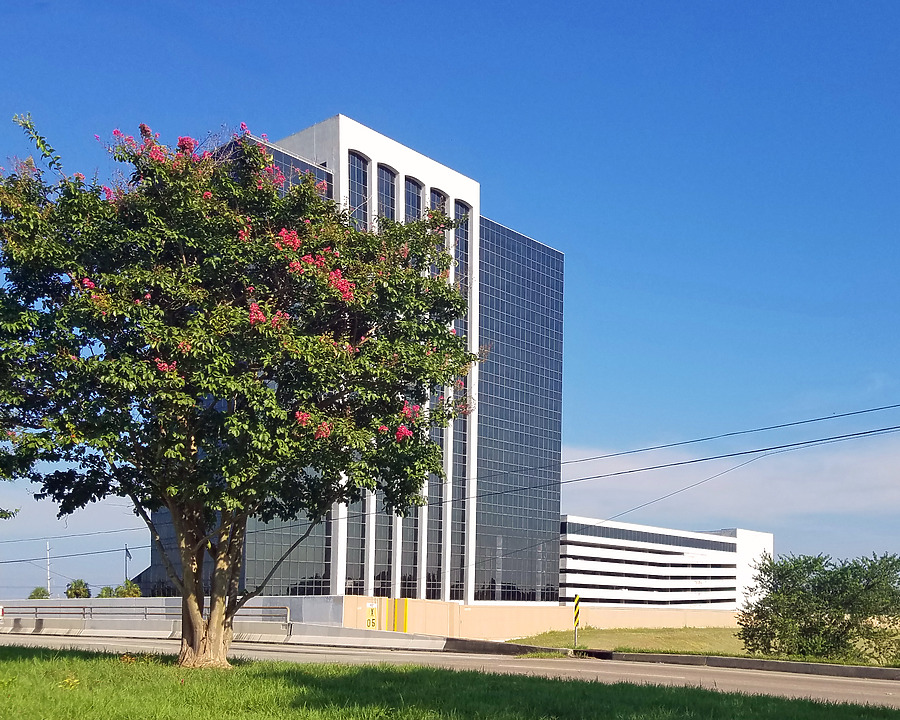Heritage Plaza by Ryan Hildebrand