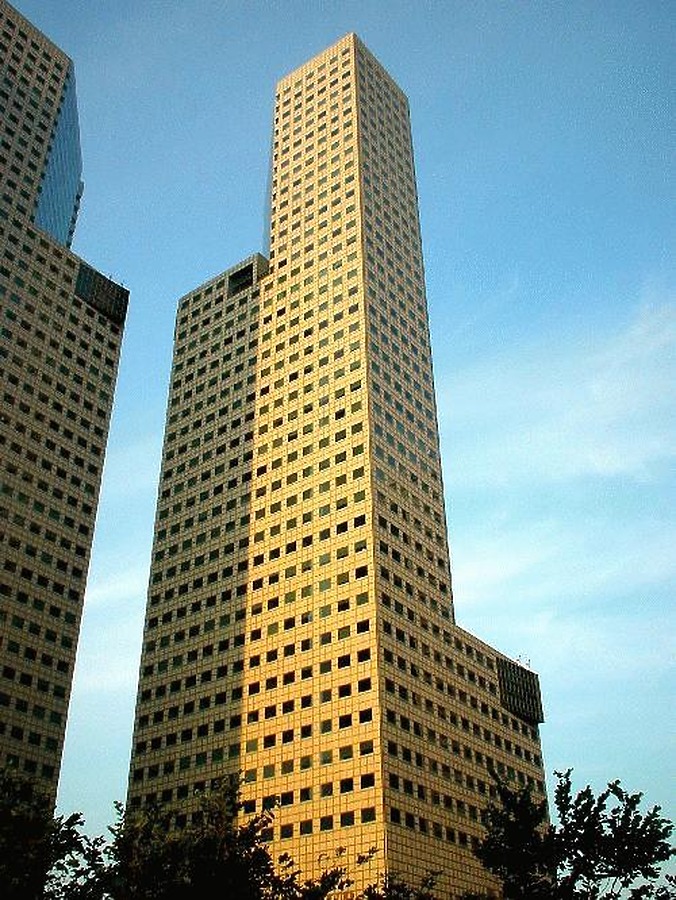 Suntec City Tower 4 by Edmund Teo