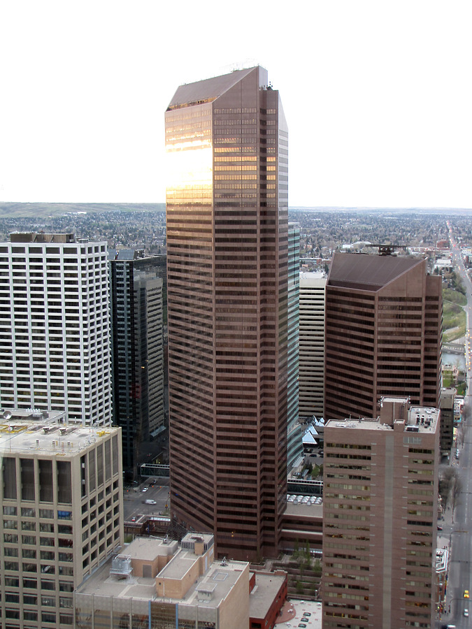 Suncor Energy Centre 1 by Virgilio Grimaldi
