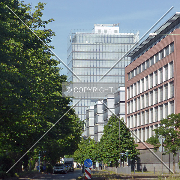 Allianz-Kai by Nephilim