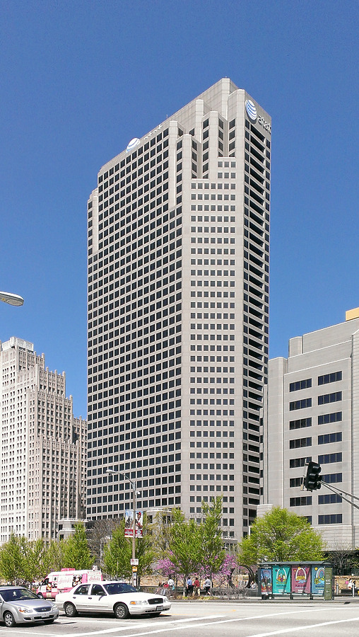 909 Chestnut by Ryan Hildebrand