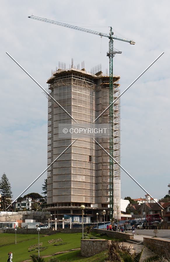 Maral Explanada, torre 2 by Maximiliano Buono