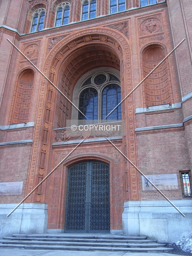 Rotes Rathaus by Jörg Berkemeyer