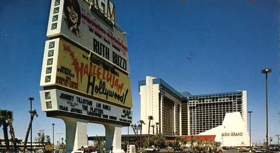 Bally #39 s North Tower Photo 843 200 658 Stock Image SKYDB