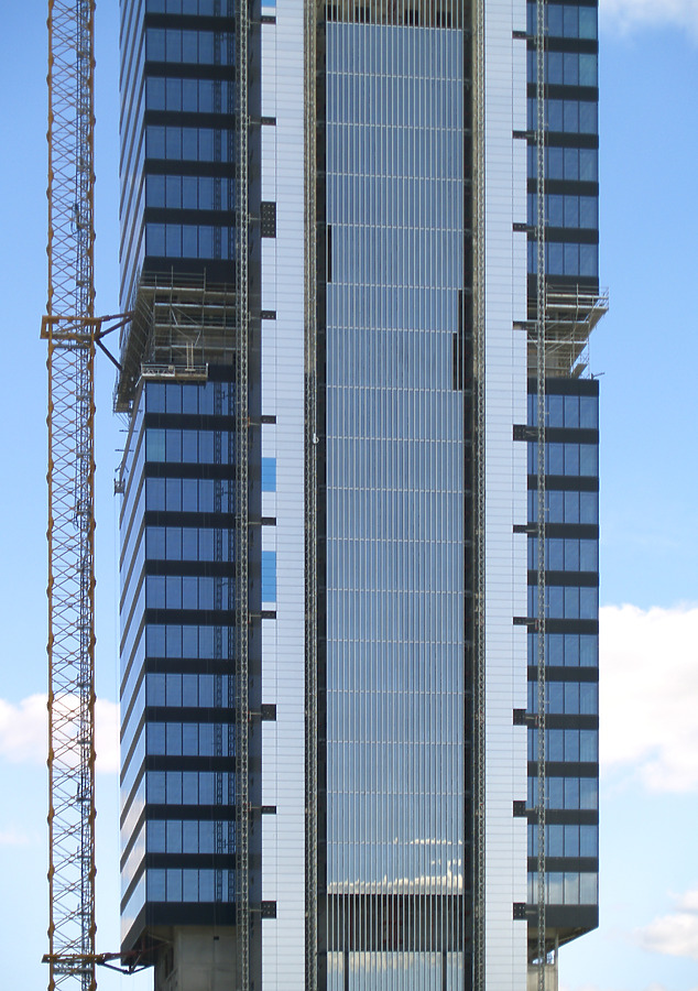 Torre Caja Madrid by Cesar Serrano