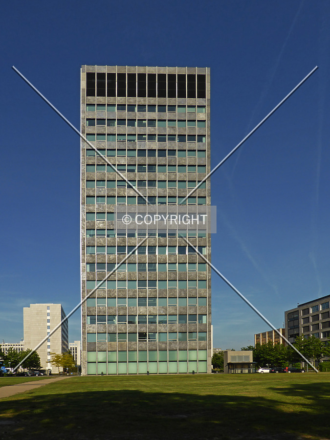 Campus Tower by Nephilim