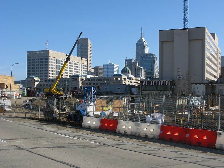 Courtyard/SpringHill Suites Indianapolis Downtown by James Peacock