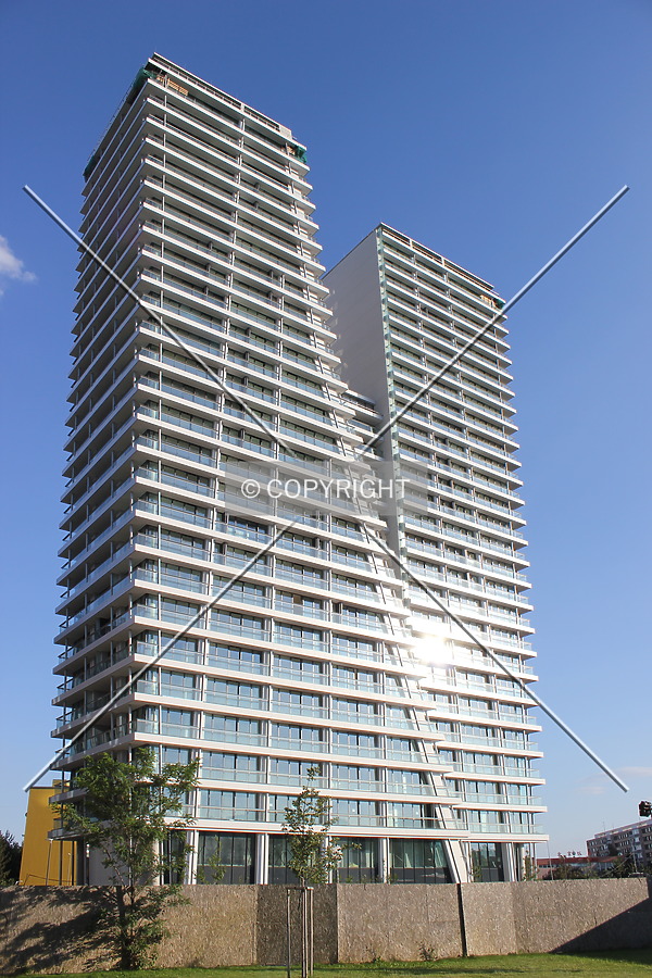 V Tower by Florian Barbier