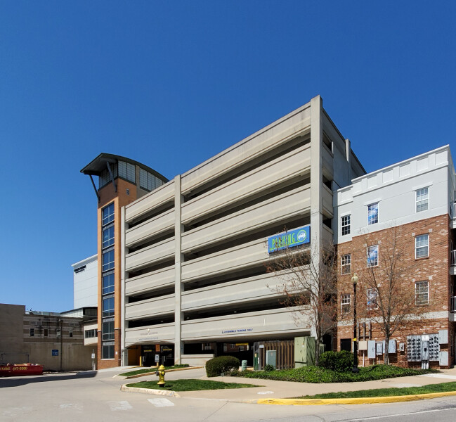 Wabash Landing Parking Garage