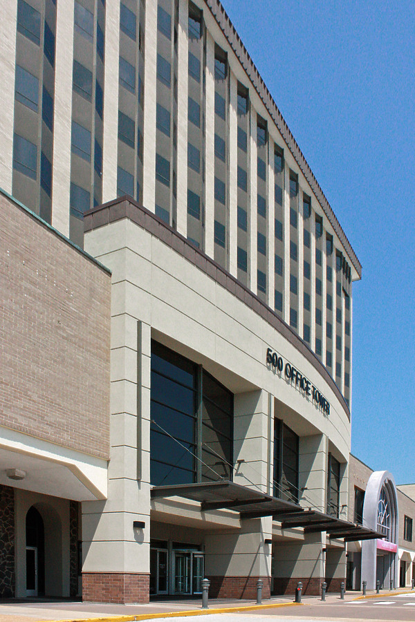 500 Office Tower by Ryan Hildebrand