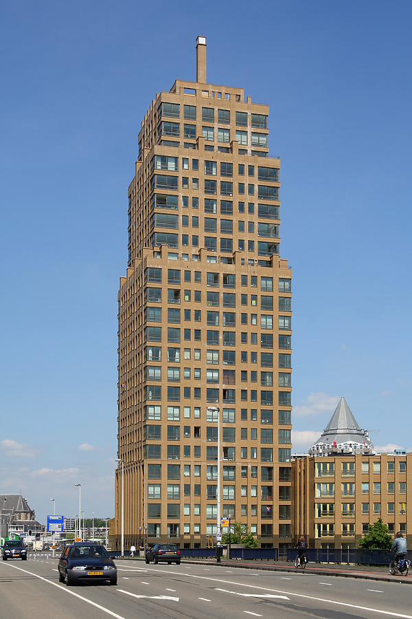 Wijnhaeve by Michiel van Dijk