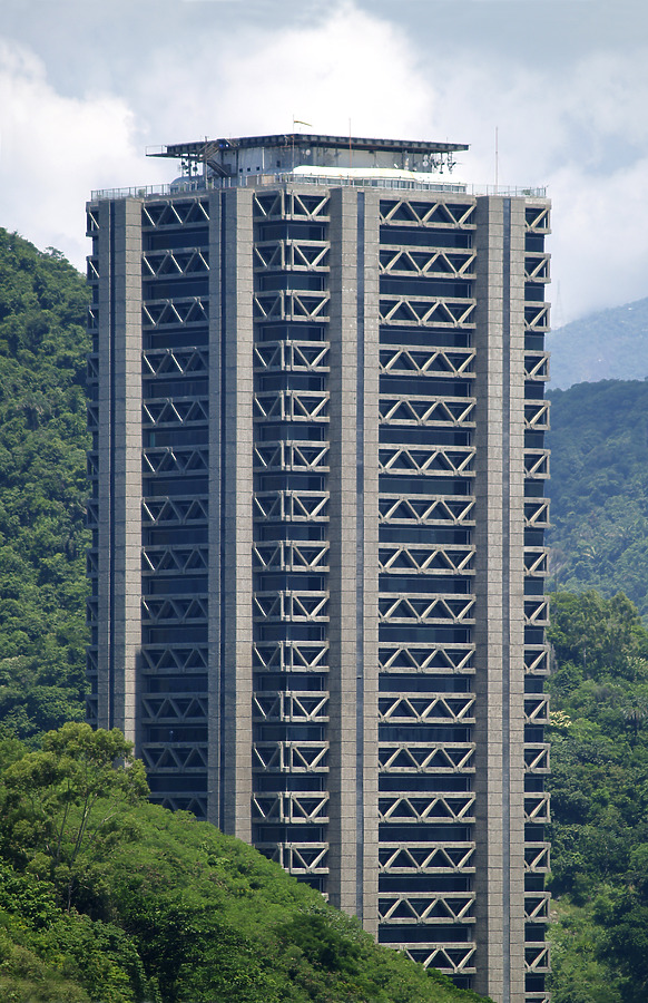 Rio Sul Center by Cesar Serrano