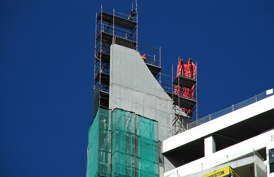 Meriton Tower by John Bek