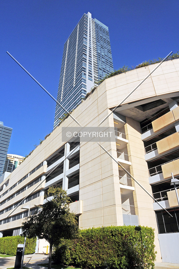 Four Seasons Hotel & Tower by Jorge Molina