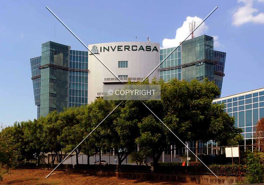Torre Invercasa II by Jorge Molina